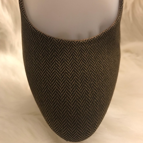 Brownish-green Comfortable Shoe Size 8 - Picture 3 of 8