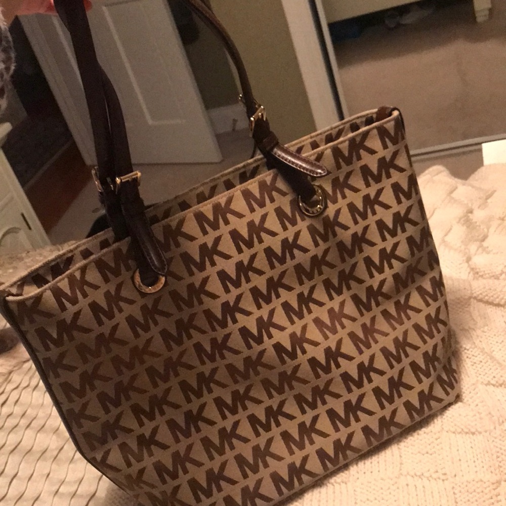 AUTHENTIC Michael Kors tan tote