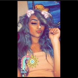 Meet your Posher, Perla