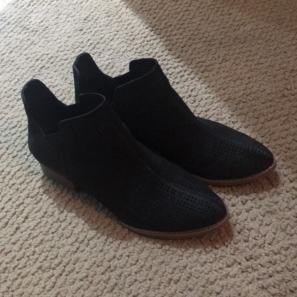 Vince Camuto Black Booties