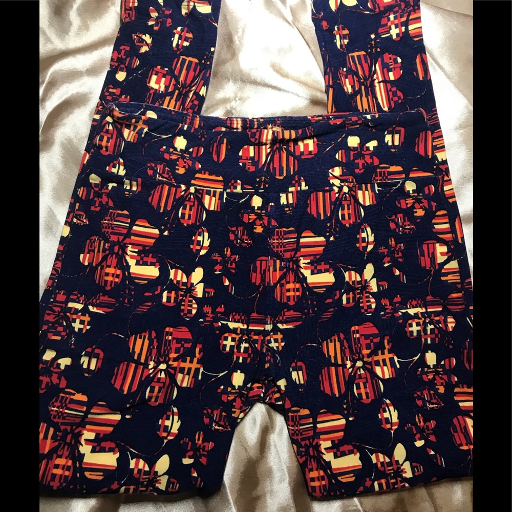 Flowered LULAROE OS leggings