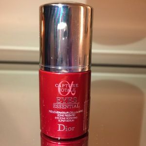 DIOR CAPTURE TOTALE EYES ESSENTIAL SERUM 15 ML