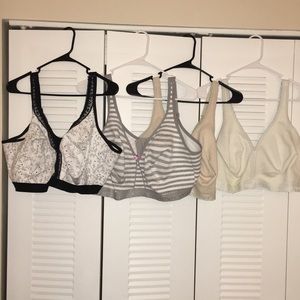 (4) 46DDD CACIQUE underwire free bras