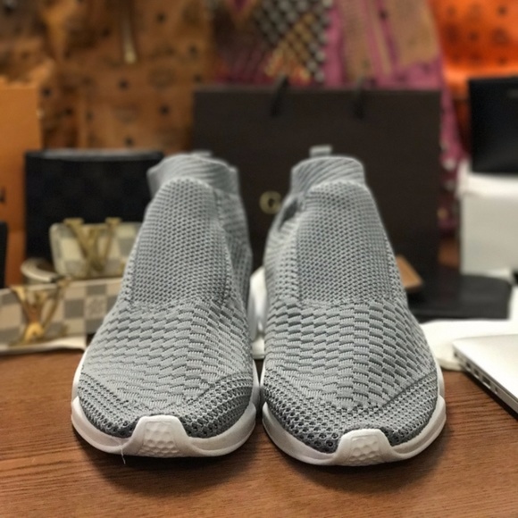 Womens Speed Runner Sneakers In Boost Grey - Picture 3 of 5