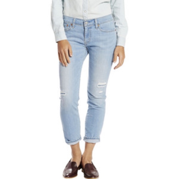 Levi's Boyfriend Jeans - Picture 1 of 1