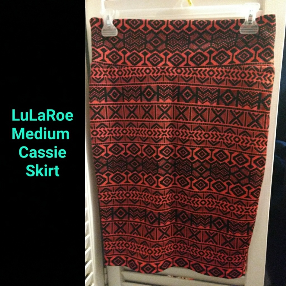 LuLaRoe Cassie Skirt Medium