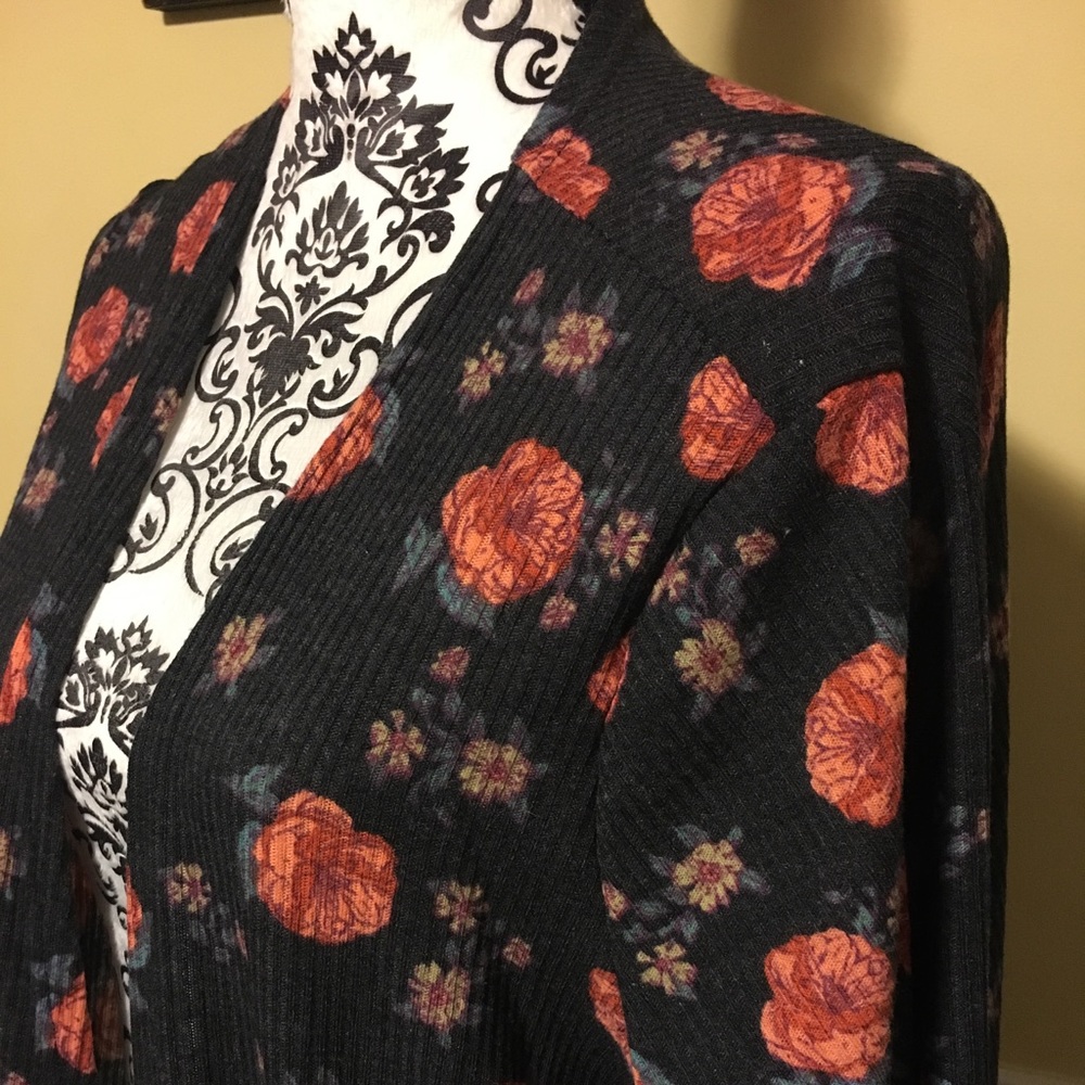 Black and orange floral Lularoe Sarah Large
