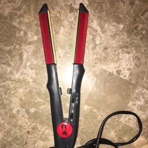 CHI Turbo hair straightener