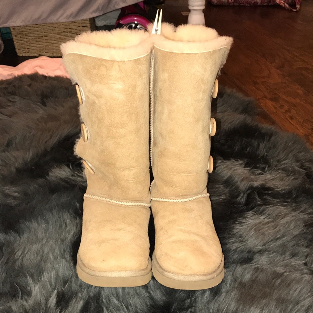 Tall Bailey Button Ugg’s