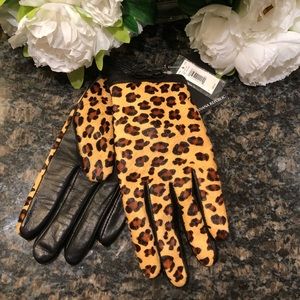 Banana Republic Leopard gloves, M NWT