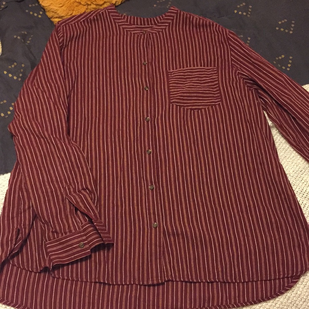 Old Navy Classic Button Down long sleeve Blouse