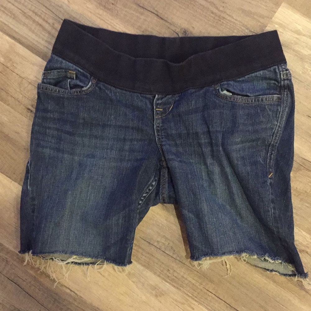 Maternity cut off shorts.
