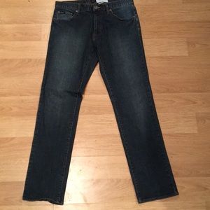 Men’s RVCA daggers denim never worn vintage wash.
