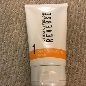 Rodan and Fields Reverse Deep Exfoliating Wash