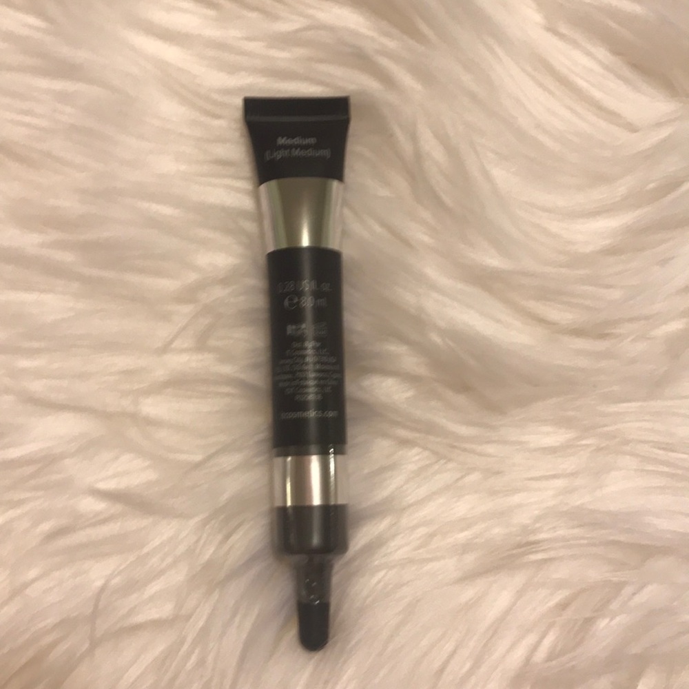 IT Cosmetics Bye Bye Under Eye Concealer - Picture 4 of 5