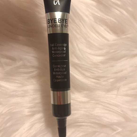 IT Cosmetics Bye Bye Under Eye Concealer - Picture 5 of 5