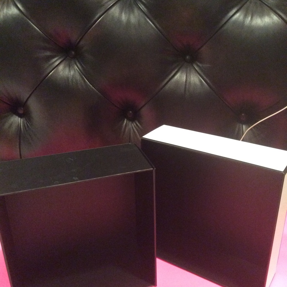 Chanel Square Gift Boxes - Picture 5 of 7