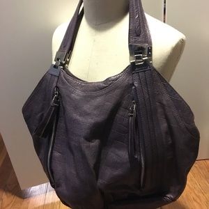 B. Makowsky shoulder bag