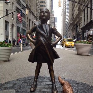 Meet your Posher, Holly