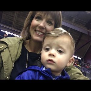 Meet your Posher, Crystal