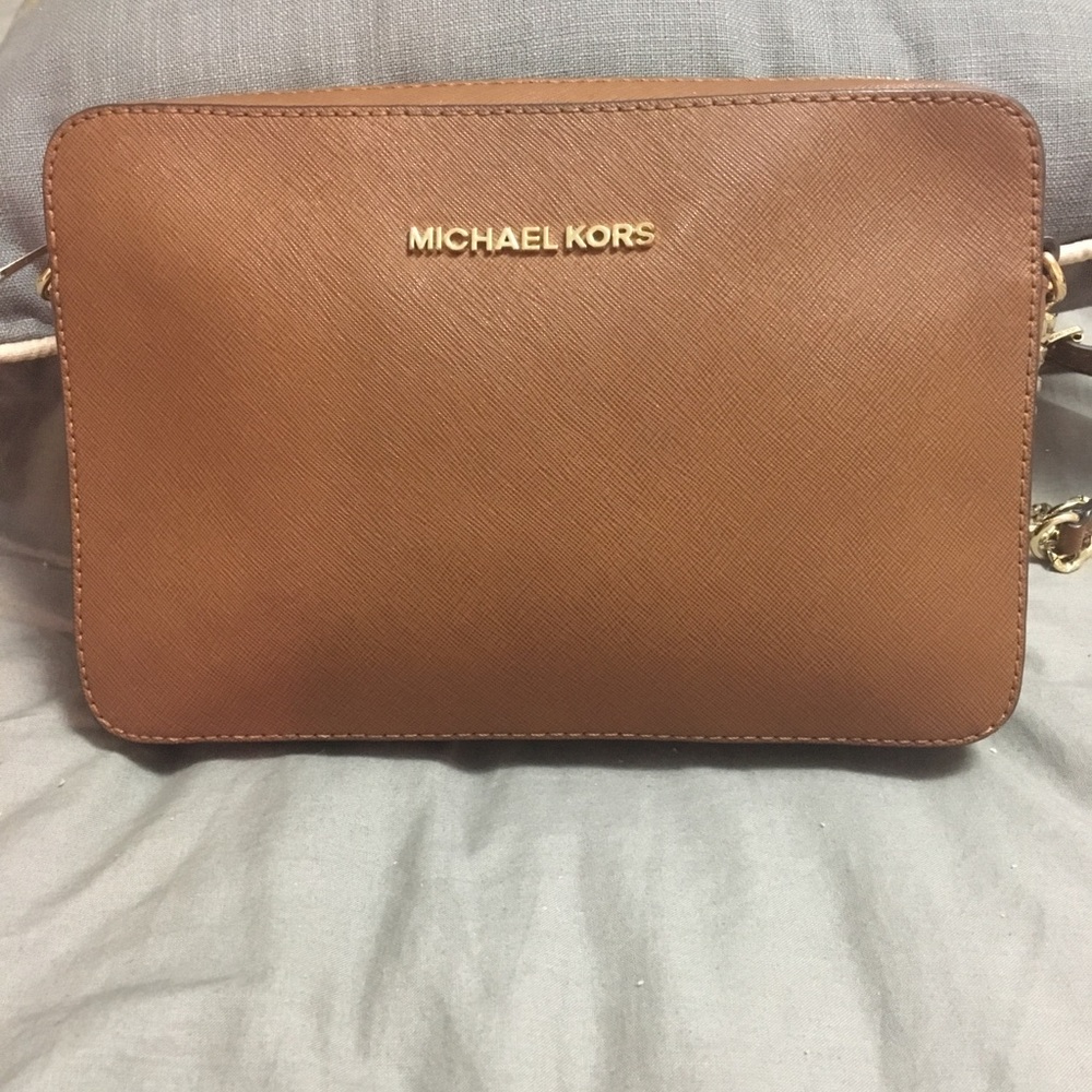 Michael Kors Bag - Picture 3 of 8