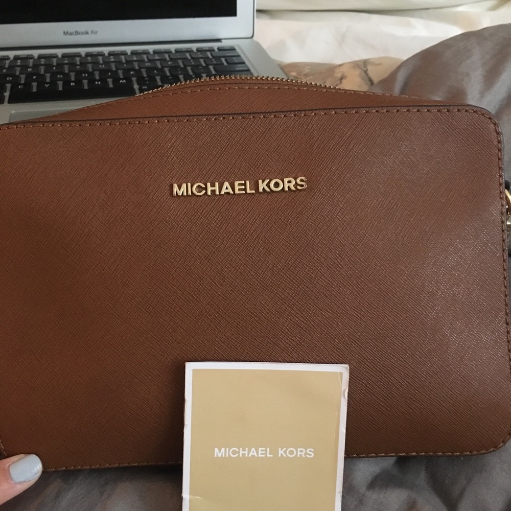 Michael Kors Bag - Picture 7 of 8