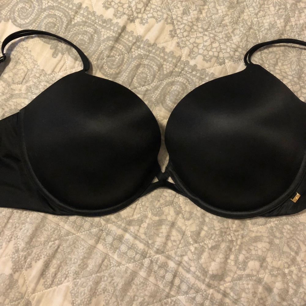Victoria Secret Very Sexy push-up bra size 36DDD