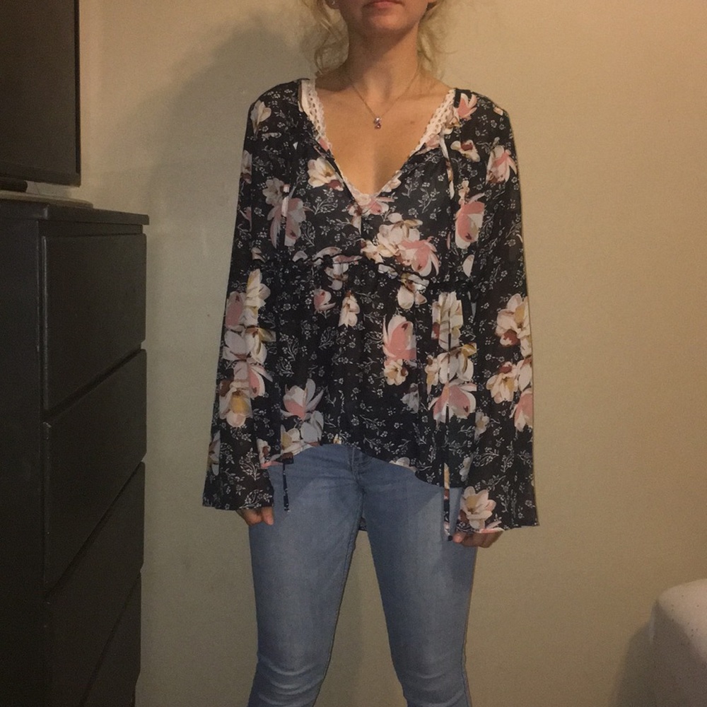Floral top