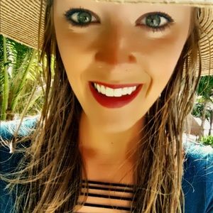 Meet your Posher, Jenna