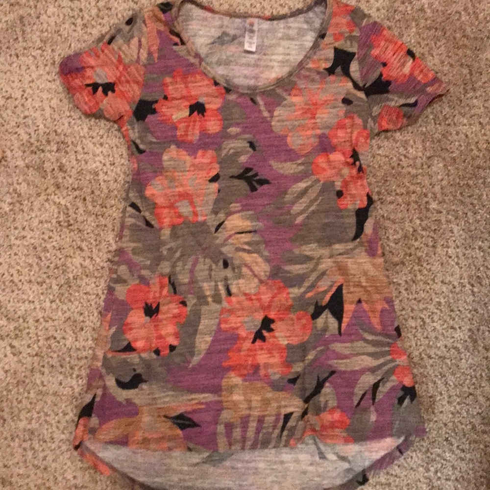 Xxs LuLaRoe Classic T floral