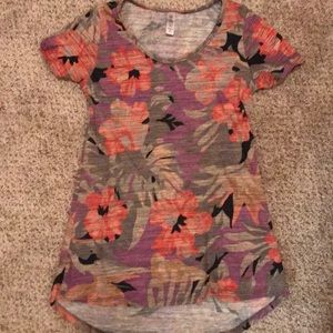 Xxs LuLaRoe Classic T floral