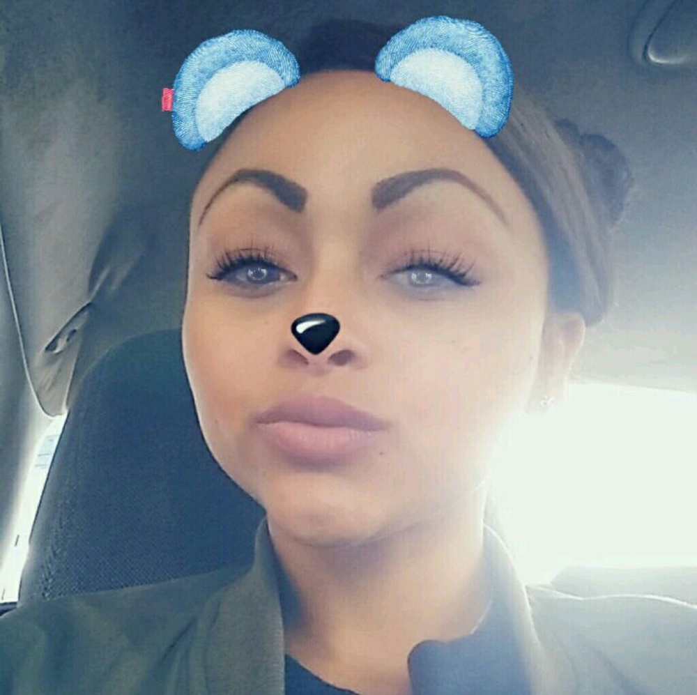 Meet your Posher, Kamari