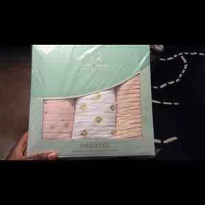 Adan and anais cotton swaddles