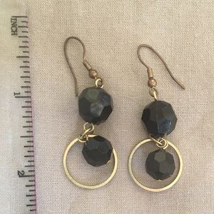 Vintage 80’s Black and gold earrings