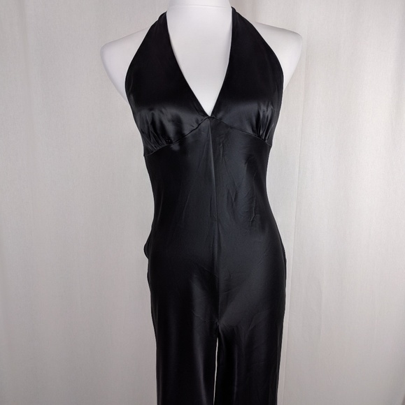 ⬇️$98 Victoria' Secret RARE Satin Halter Pantsuit - Picture 3 of 7