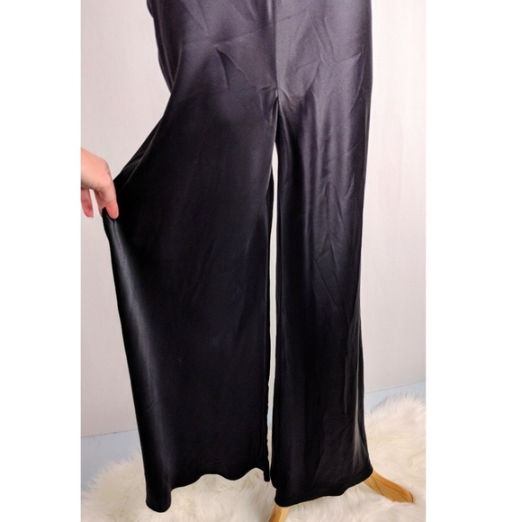 ⬇️$98 Victoria' Secret RARE Satin Halter Pantsuit - Picture 5 of 7