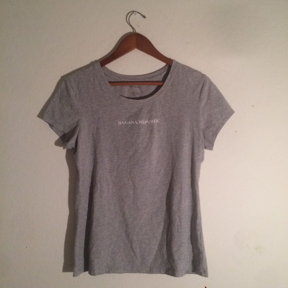 Banana republic tee