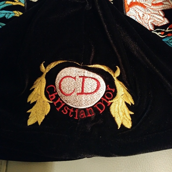 SOLD🔥Rare🔥Christian Dior embroidery jacket - Picture 2 of 8