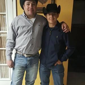 Meet your Posher, Christian