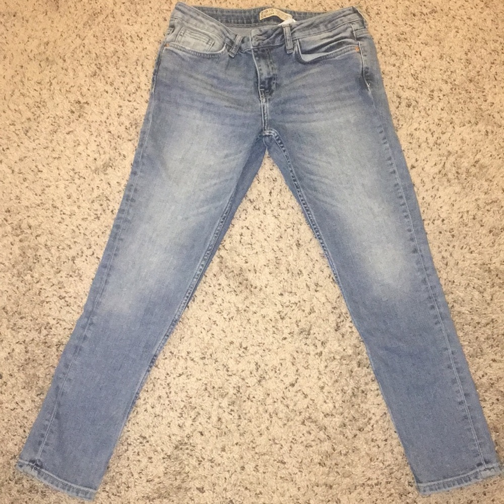 Zara basic blue jeans