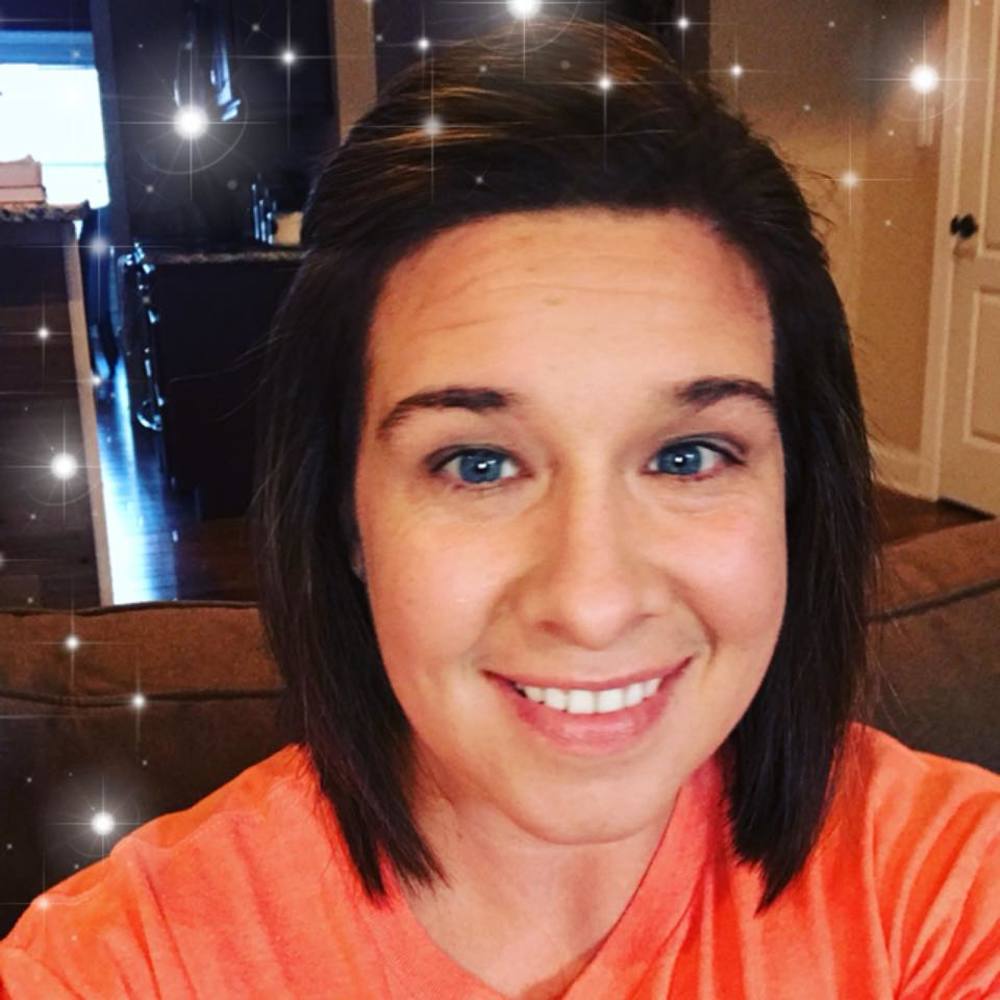 Meet your Posher, Brooke