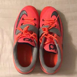 KD Nike basketball shoes size 7 youth