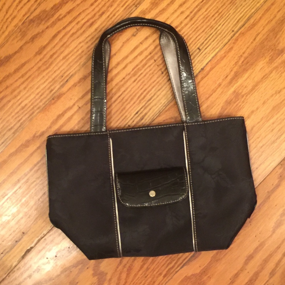 Liz Claiborne Small Purse, Black 2 Straps
