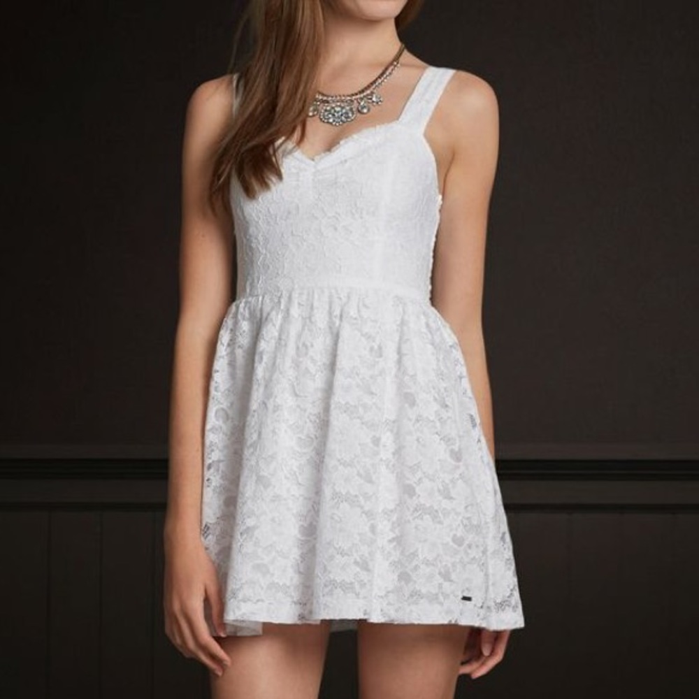 NWT Hollister Classic White Lace Dress