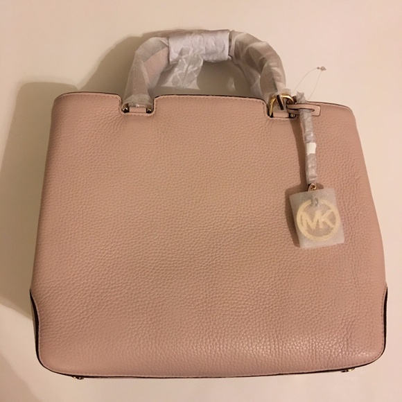 Sold! - Picture 4 of 6