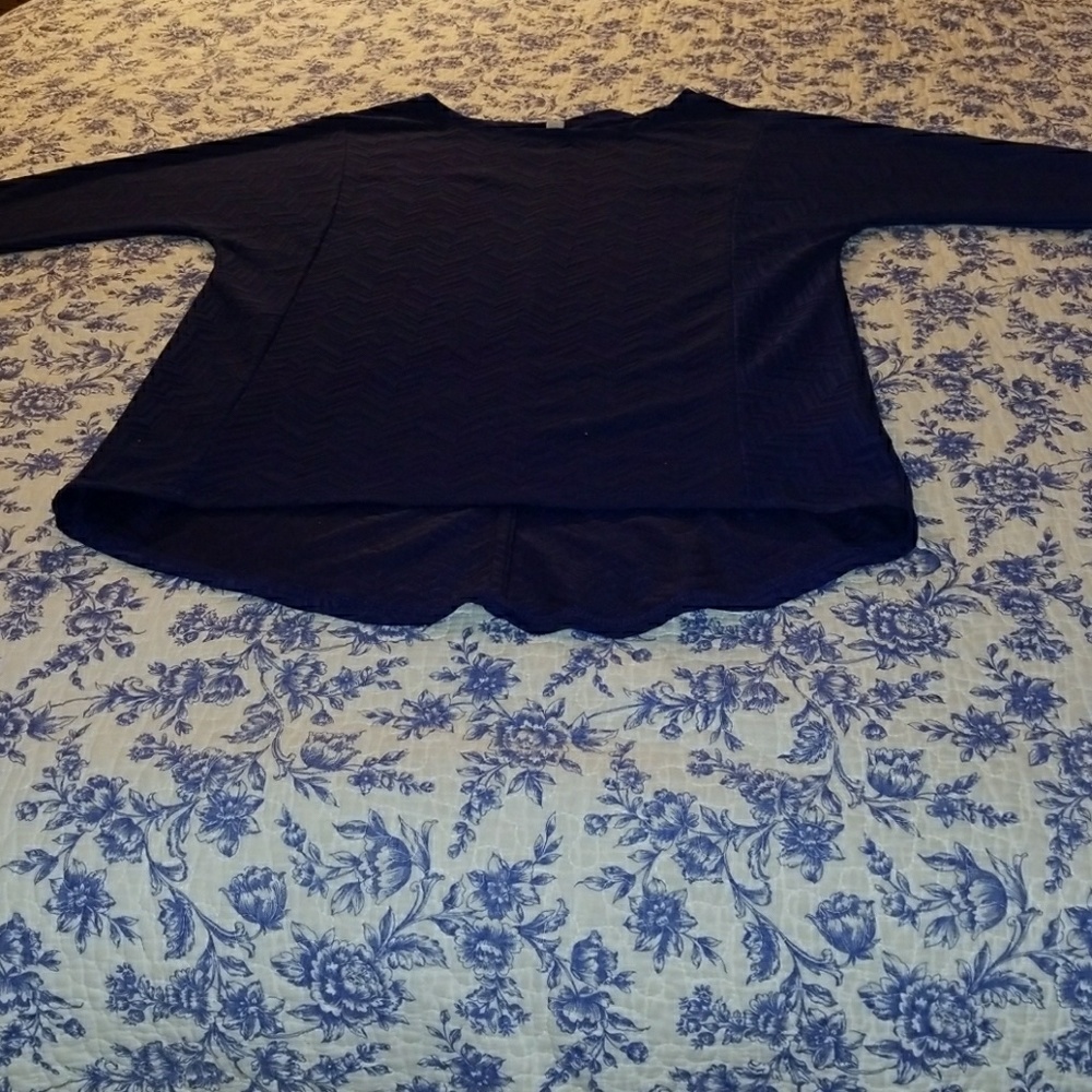 NWOT Dana Buchman medium top