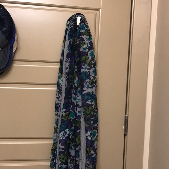 Infinity scarf - Picture 2 of 3