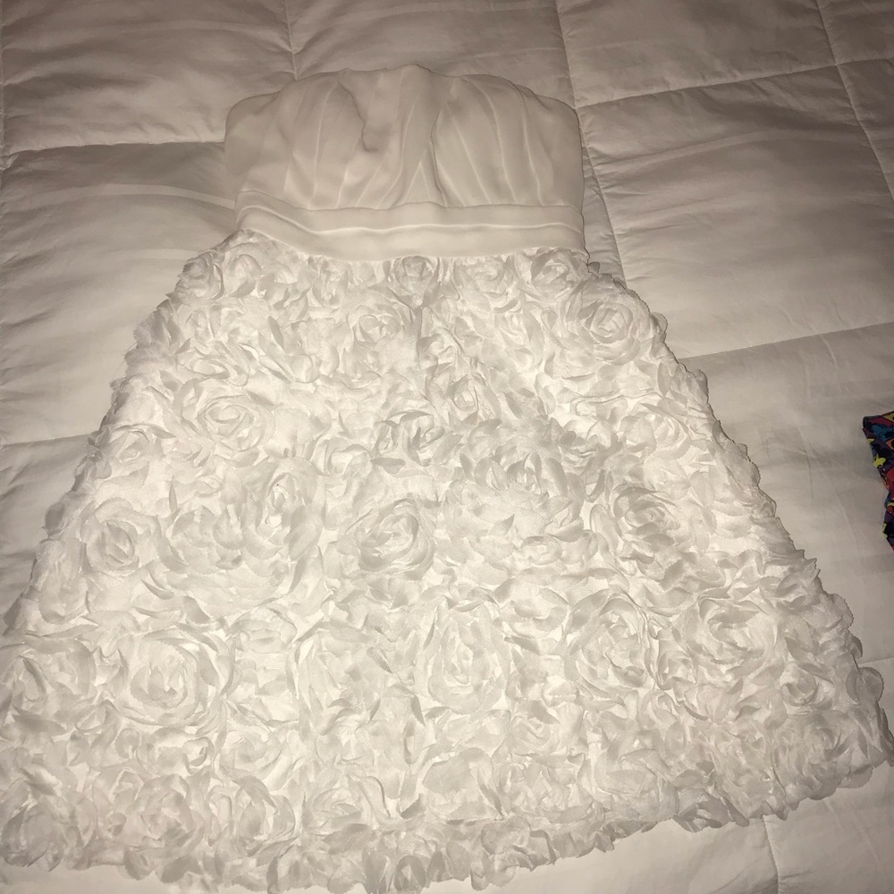 Strapless Ruffle Dress - Picture 2 of 5