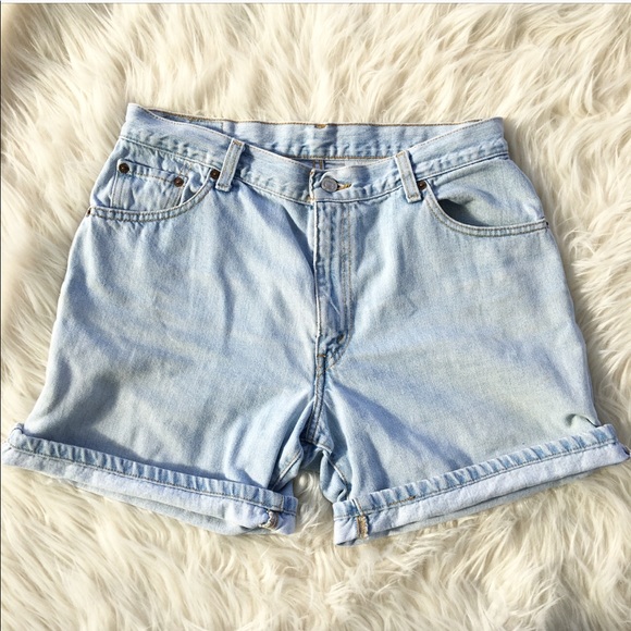 Levi's Vintage High-Rise Shorts ✨ - Picture 3 of 5