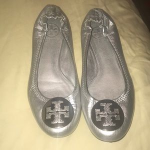 'Minnie' Travel Ballet Flat with Logo